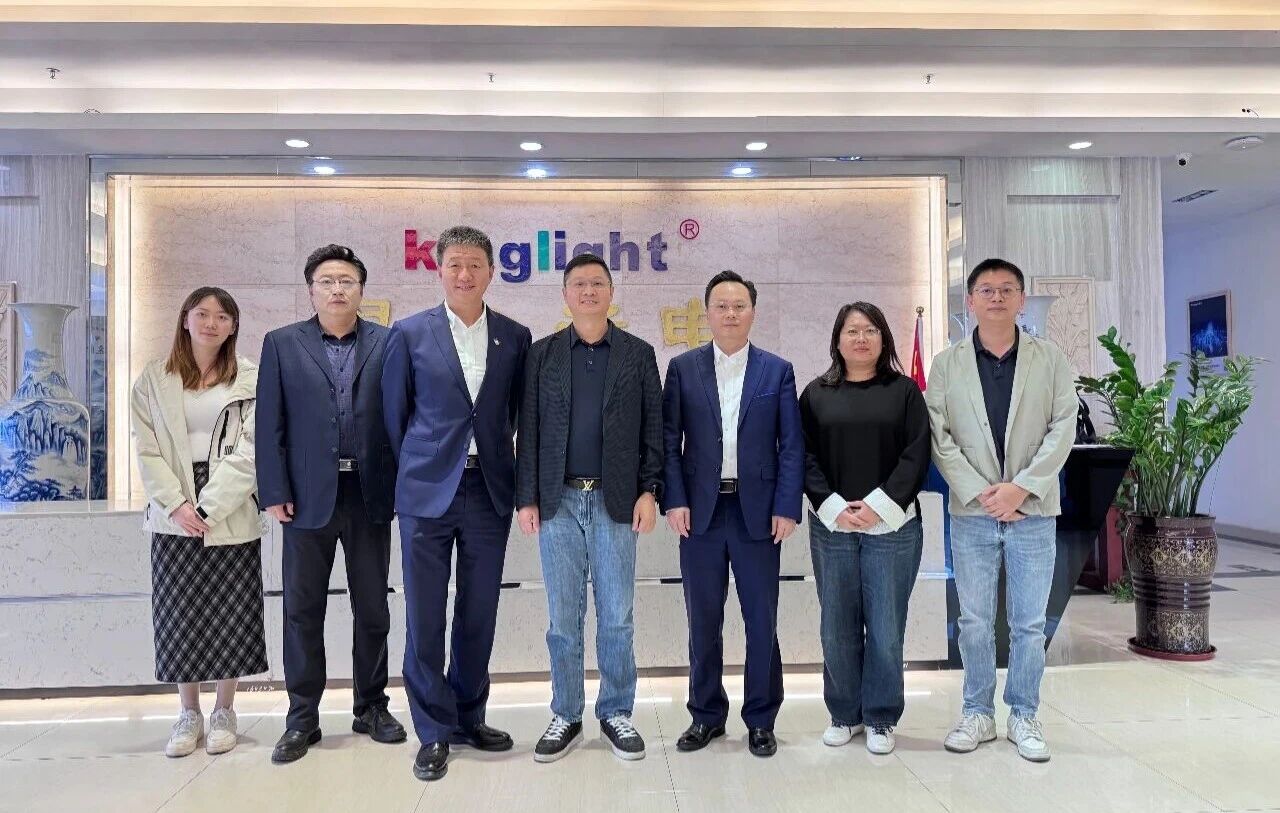 晶台.jpg 晶台.jpg